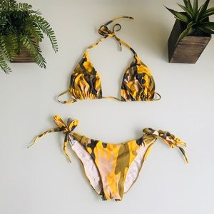BRAZILIAN BIKINI IN YELLOW CAMO
